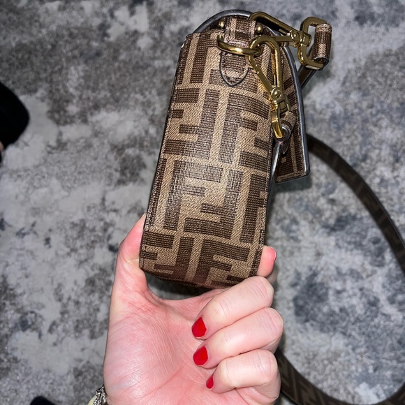 Fendi Girls FF Baguette with Strap - Picture 7 of 11